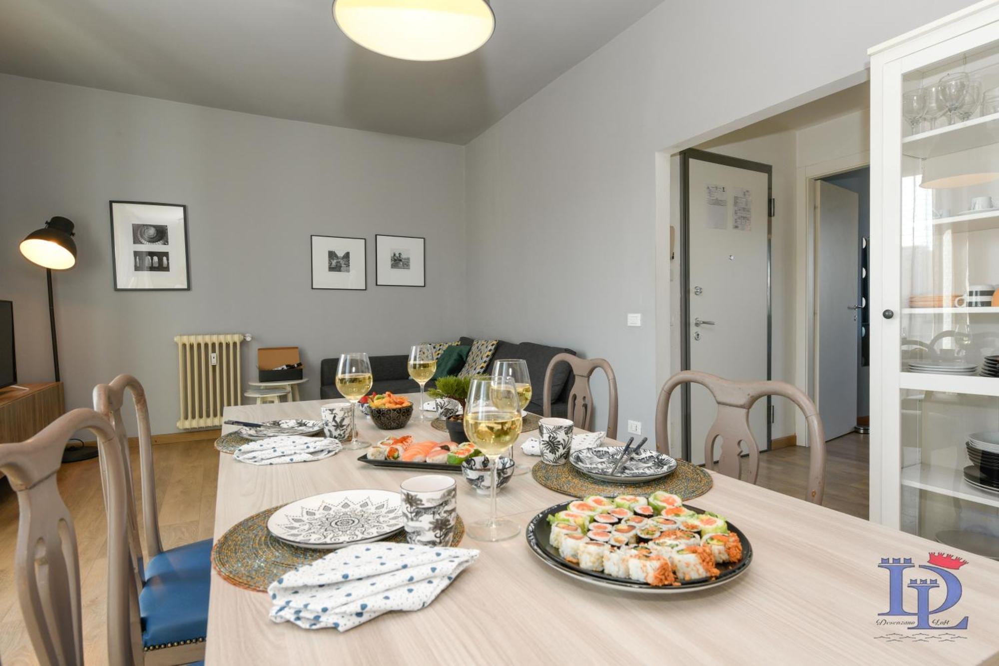 Desenzanoloft Official Partner Marriott Homes & Villas - Smiling In Desenzano Lake View Дезенцано-дель-Гарда Экстерьер фото