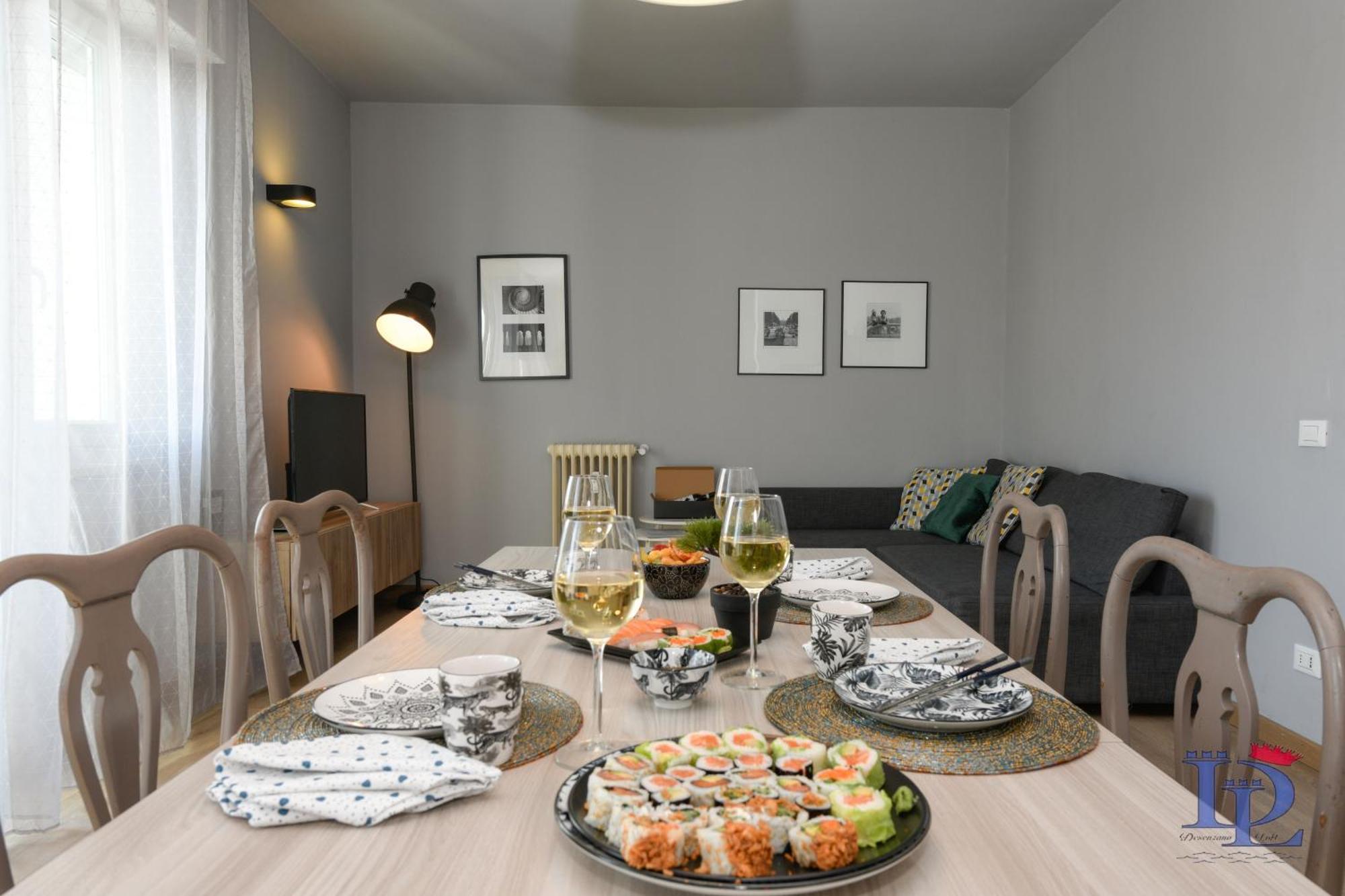 Desenzanoloft Official Partner Marriott Homes & Villas - Smiling In Desenzano Lake View Дезенцано-дель-Гарда Экстерьер фото